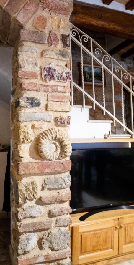 La Casetta Nel Borgo Castelnuovo di Val di Cecina Exteriör bild