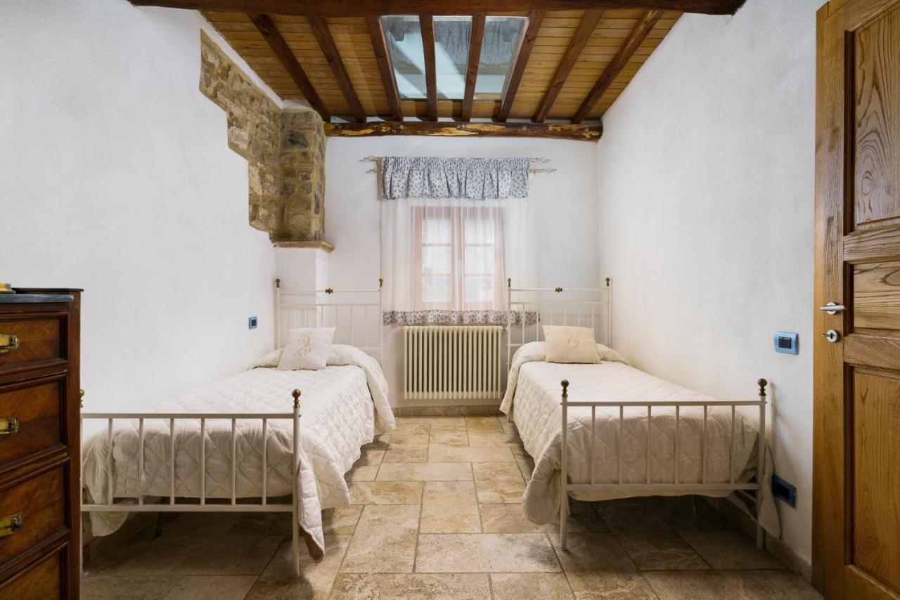La Casetta Nel Borgo Castelnuovo di Val di Cecina Exteriör bild