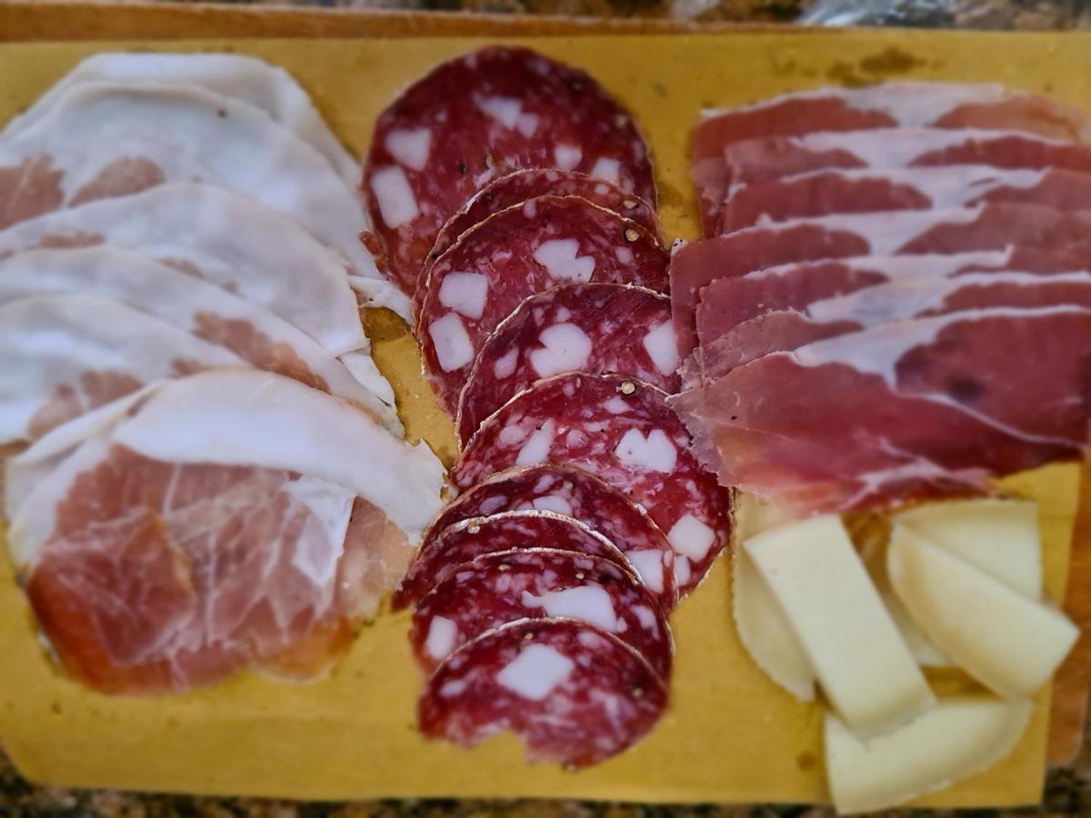 La Casetta Nel Borgo Castelnuovo di Val di Cecina Exteriör bild