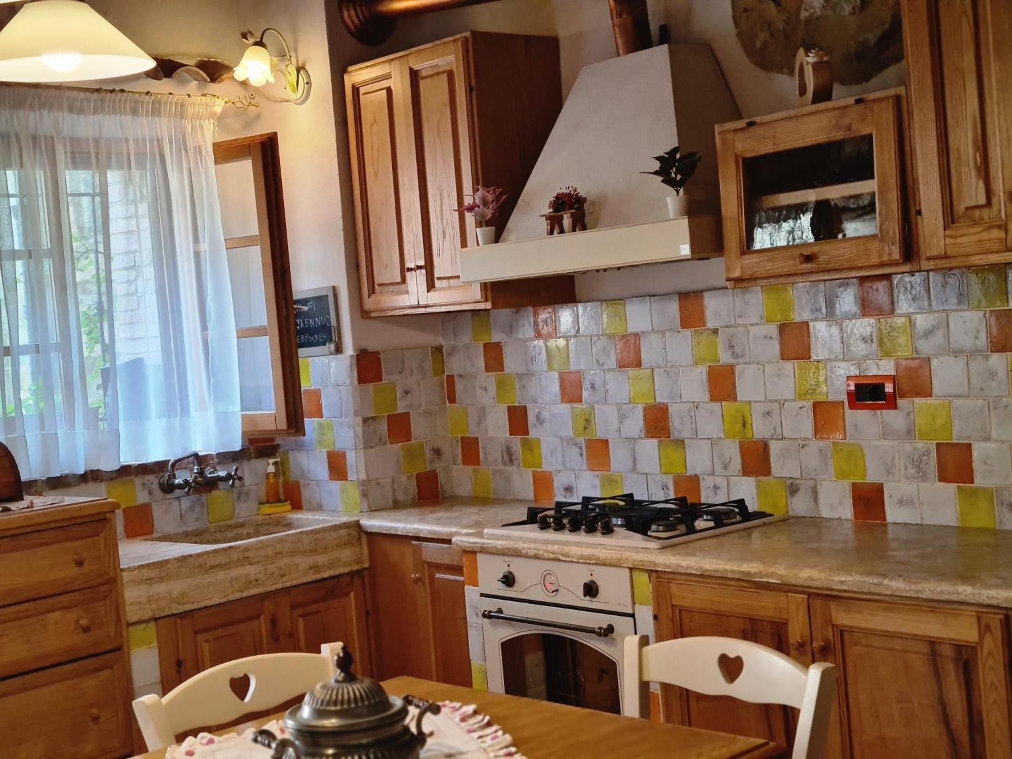 La Casetta Nel Borgo Castelnuovo di Val di Cecina Rum bild